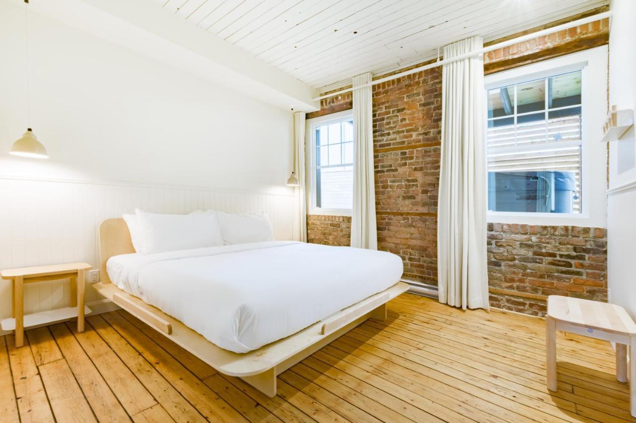 La Maison Des Lofts - Par Les Lofts Vieux-Quebec Luaran gambar